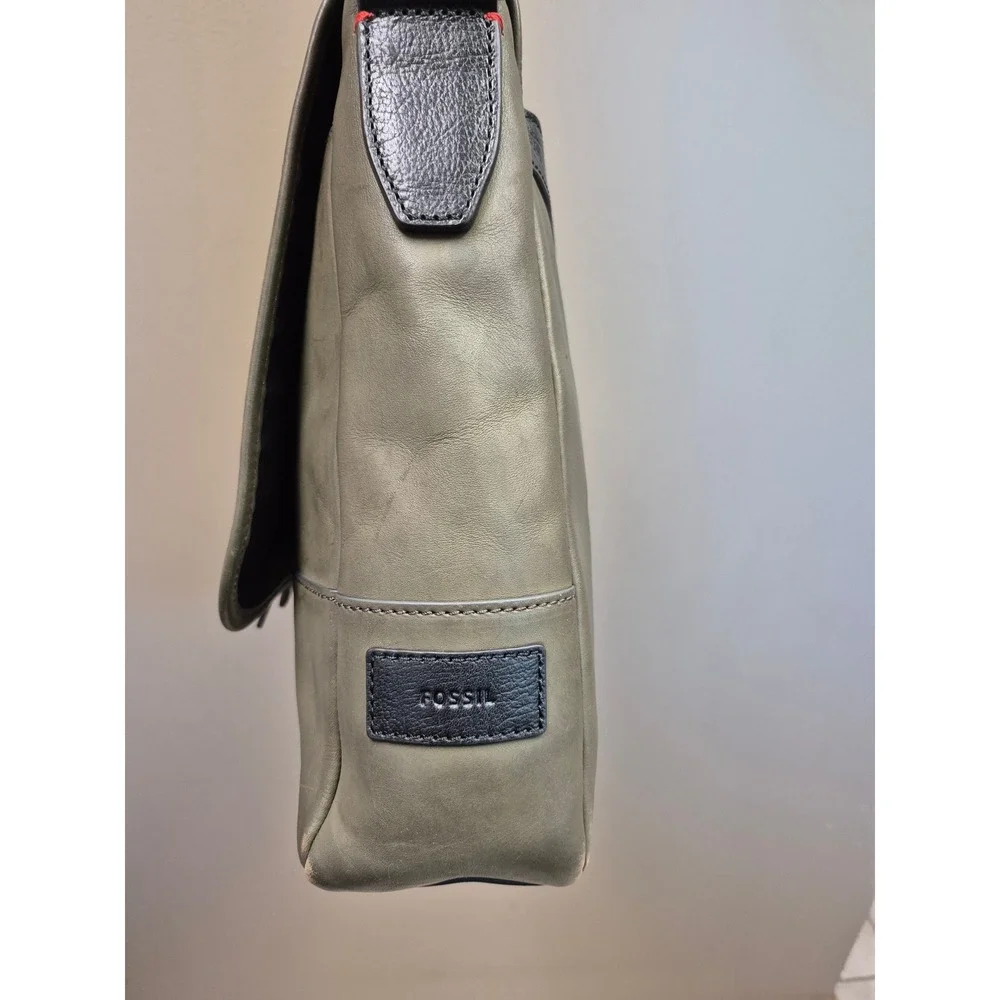Fossil men olive